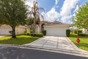 12167 Sunset Point Cir, Wellington, FL 33414, Sold 08/14/20