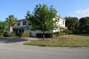 2709 Creekside Dr, Fort Pierce, FL 34981, Sold 04/03/20