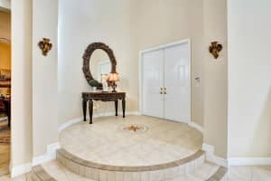 8189 Butler Greenwood Dr, Royal Palm Beach, FL 33411, Sold 07/24/20