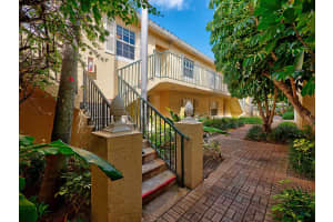 1035 Lake Shore Dr, Lake Park, FL 33403, Sold 03/23/20