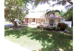 7501 SW 1st St, Plantation, FL 33317, Sold 08/14/20