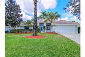 3802 SE Fairway W, Stuart, FL 34997, Sold 04/24/20