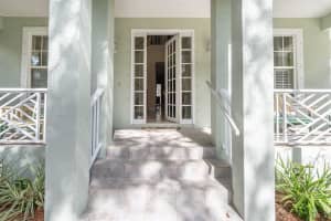 886 Carolina Cir SW, Vero Beach, FL 32962, Sold 06/19/20