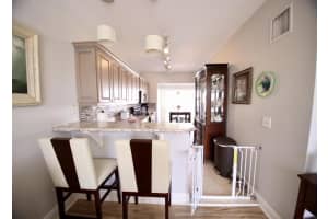 1695 42nd Square, Vero Beach, FL 32960, Sold 03/23/20