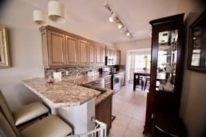 1695 42nd Square, Vero Beach, FL 32960, Sold 03/23/20