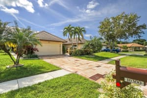 10300 Greentrail Dr N, Boynton Beach, FL 33436, Sold 07/15/20