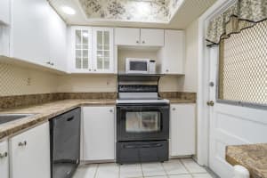 5570 Tamberlane Cir, Palm Beach Gardens, FL 33418, Sold 06/24/20