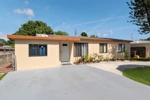 2101 Wellington Rd, West Palm Beach, FL 33409, Sold 04/17/20