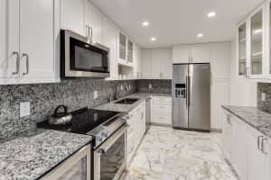 100 Sunrise Ave, Palm Beach, FL 33480, Sold 11/05/20