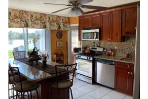 7419 Willow Spring Cir N, Boynton Beach, FL 33436, Sold 04/15/20