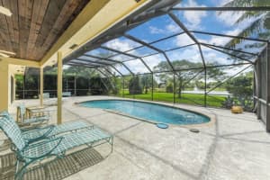 464 Westwood Cir W, West Palm Beach, FL 33411, Sold 05/14/20