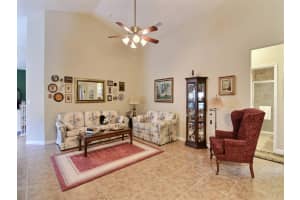 1276 Lexington Manor SW, Vero Beach, FL 32962, Sold 08/28/20