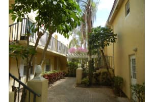 1105 Lake Shore Dr, Lake Park, FL 33403, Sold 03/30/20