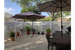 1933 Hartford Ct, West Palm Beach, FL 33409, Sold 03/30/20