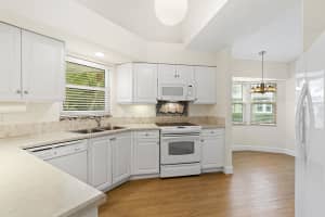 2384 SW Foxpoint Way, Palm City, FL 34990, Sold 04/24/20