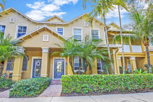 355 E Bay Cedar Cir, Jupiter, FL 33458, Sold 06/22/20