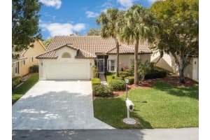8400 Winter Springs Ln, Lake Worth, FL 33467, Sold 05/26/20