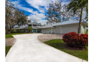 3271 SW Island Way, Palm City, FL 34990, Sold 04/13/20