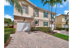 470 Capistrano Dr, Palm Beach Gardens, FL 33410, Sold 03/24/20