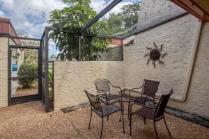 9526 Oakburst Ln B7, Tamarac, FL 33321, Sold 05/18/20