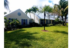 960 NE Town Terrace, Jensen Beach, FL 34957, Sold 06/04/20