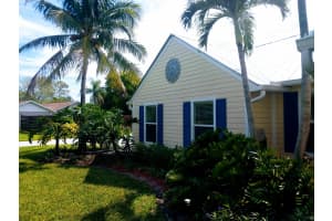 960 NE Town Terrace, Jensen Beach, FL 34957, Sold 06/04/20