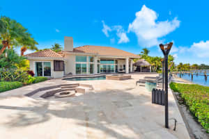 621 SW Bay Pointe Cir, Palm City, FL 34990, Sold 03/12/21