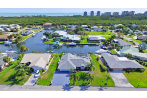 122 Queen Bess Ct, Fort Pierce, FL 34949, Sold 07/08/20