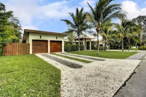 300 NE Olive Way, Boca Raton, FL 33432, Sold 03/26/20