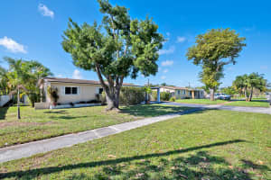 3711 NW 4th Ave, Pompano Beach, FL 33064, Sold 04/10/20