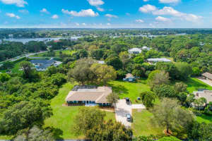 5322 Point Ln E, Jupiter, FL 33458, Sold 05/01/20