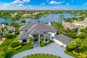 18411 SE Lakeside Dr, Tequesta, FL 33469, Sold 04/17/20