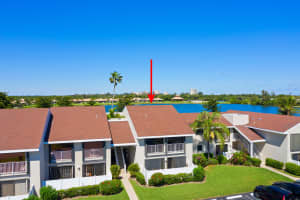 3216 S Lakeview Cir, Fort Pierce, FL 34949, Sold 10/05/20