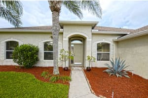 720 46th Square, Vero Beach, FL 32968, Sold 07/10/20