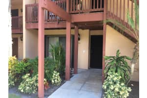 405 Lakeview Dr E, Royal Palm Beach, FL 33411, Sold 04/08/20