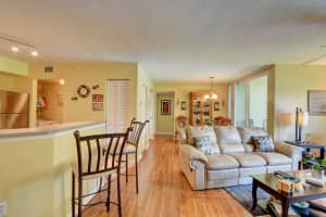 402 Villa Cir, Boynton Beach, FL 33435, Sold 04/30/20