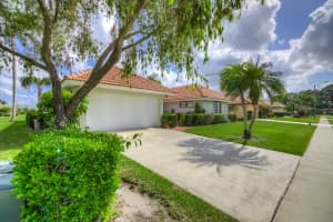 10484 Greentrail Dr N, Boynton Beach, FL 33436, Sold 05/22/20