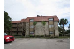 120 Sparrow Dr, Royal Palm Beach, FL 33411, Sold 04/17/20