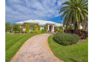 MLS# R10605418, Vero Beach, Florida 32963