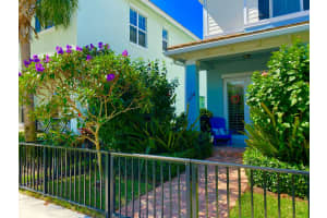 136 W Bay Cedar Cir, Jupiter, FL 33458, Sold 04/17/20