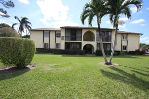 5760 Pine Wood Dr, Greenacres, FL 33463, Sold 04/01/20