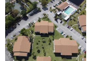 5760 Pine Wood Dr, Greenacres, FL 33463, Sold 04/01/20