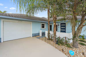 2550 Canterbury Dr S, Riviera Beach, FL 33407, Sold 04/28/20