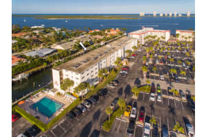 109 Paradise Harbour Blvd, North Palm Beach, FL 33408, Sold 05/04/20