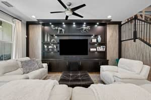 1140 Piccadilly St, Palm Beach Gardens, FL 33418, Sold 02/09/21