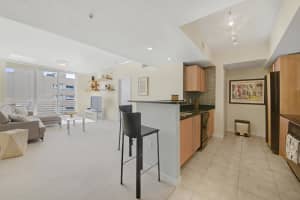 1551 N Flagler Dr, West Palm Beach, FL 33401, Sold 08/21/20