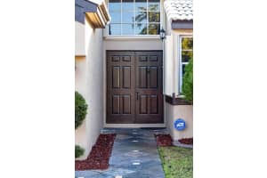 10362 SW 9th Ln, Pembroke Pines, FL 33025, Sold 05/11/20