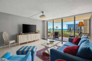 3200 S Ocean Blvd APT A302, Palm Beach, FL 33480, Sold 08/07/20