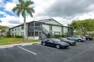 8420 SE Croft Cir, Hobe Sound, FL 33455, Sold 03/20/20