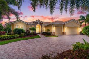 7533 SE Belle Maison Dr, Stuart, FL 34997, Sold 06/01/20